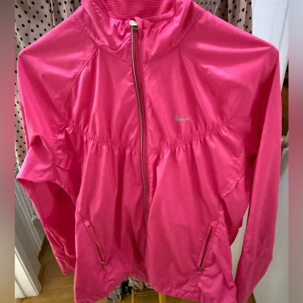 Athletic apparel
